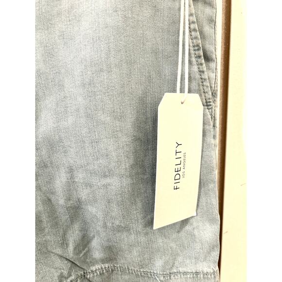 Fidelity Jean Shorts Size 26 Chambray - Picture 5 of 5